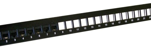 HCS 24 port Keystone Jack FTP Boş 19"  Panel - P00-02420-1U