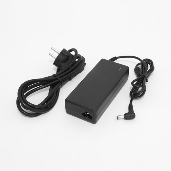 Frisby FPA-7205AS | Standart | 19V | 4.74A | 90W | 5.5x2.5mm | Notebook Adaptörü - com.pna.nba.0005