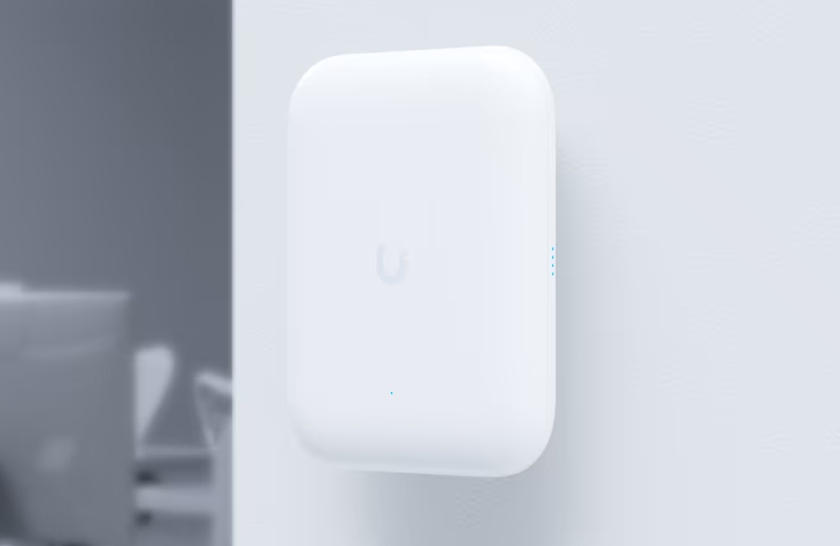 UBNT U7-Outdoor 2.4/5Ghz 688 Mbps Access Point - Net.Acc.Dis.0021